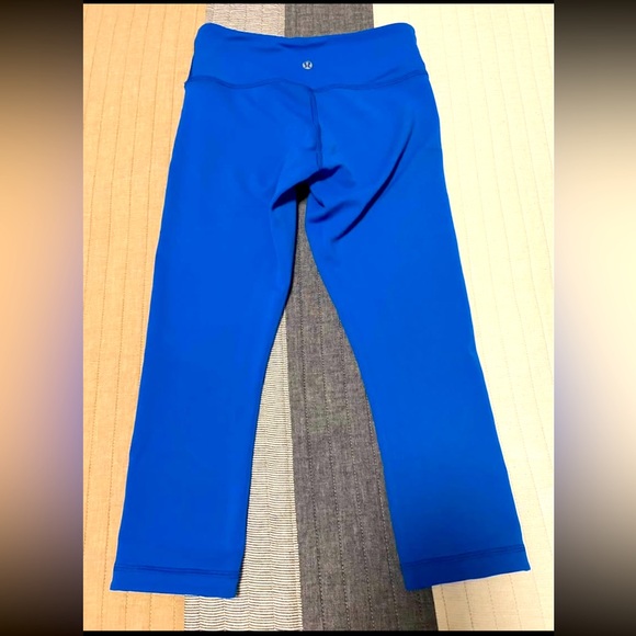 Lululemon Cropped Leggings - Picture 2 of 3